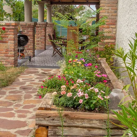 Duba Haz A Balaton-felvideken Holiday home