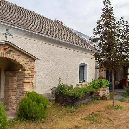 Holiday home Duba Haz A Balaton-felvideken